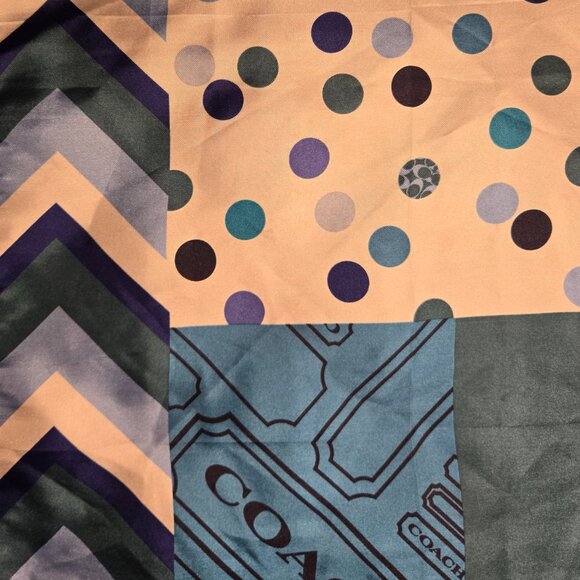 Coach Signature Printed 100% Silk Vintage Square Scarf 21 x 21 Various Blue Hues - Picture 4 of 5
